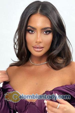 217084 - Alexia Age: 28 - France