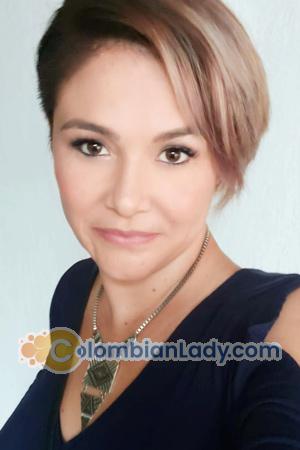 217582 - Andrea Age: 40 - Costa Rica