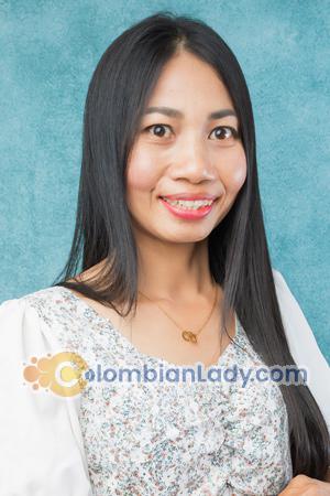 217786 - Sirikarn Age: 38 - Thailand