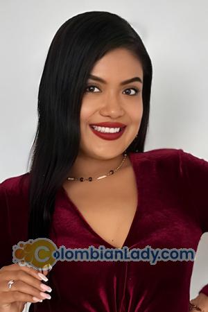 218055 - Kristhy Age: 27 - Peru