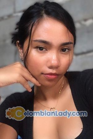 218671 - Liezyl Age: 22 - Philippines