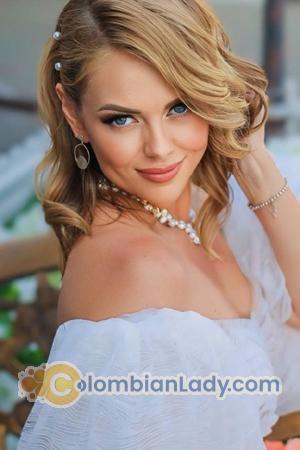 218726 - Anna Age: 38 - Ukraine