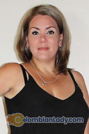 219511 - Karla Age: 44 - Costa Rica