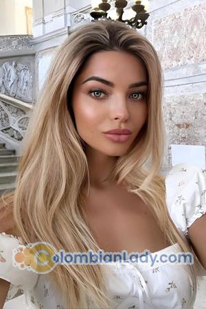 219987 - Elize Age: 28 - Latvia