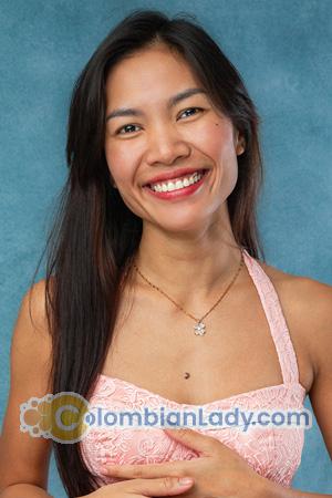 221196 - Phitsamai Age: 26 - Thailand