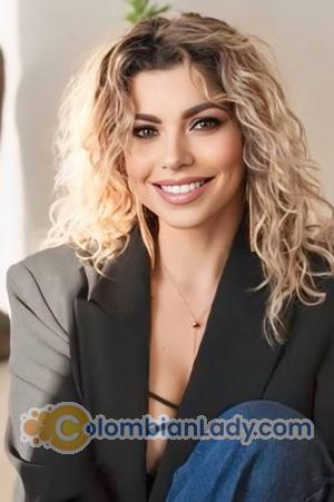 222109 - Yuliia Age: 38 - Ukraine