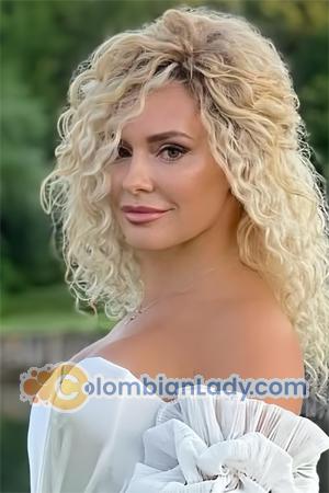 222273 - Victoria Age: 52 - Ukraine