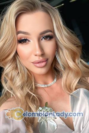 222421 - Yuliia Age: 26 - Ukraine