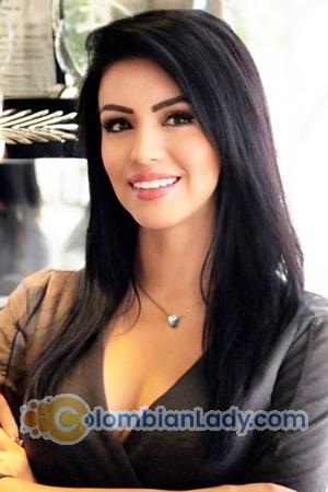 222854 - Andrea Age: 36 - Argentina