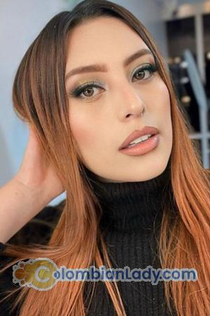 223022 - Danna Age: 24 - Colombia