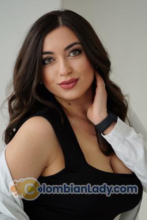 223280 - Alona Age: 27 - Ukraine