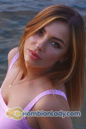 224794 - Kseniia Age: 35 - Ukraine