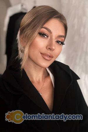 225334 - Yuliia Age: 30 - Ukraine