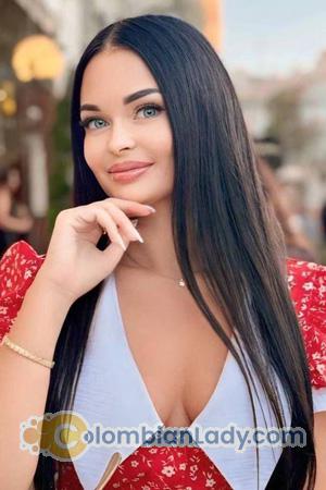 225395 - Viktoriia Age: 33 - Ukraine