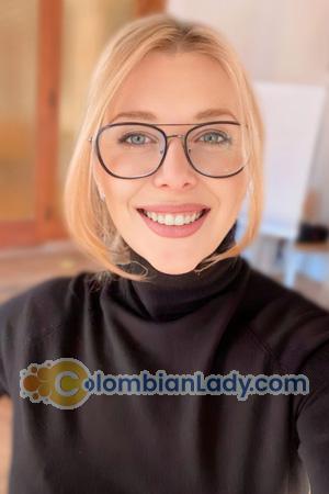 225572 - Olena Age: 28 - Ukraine