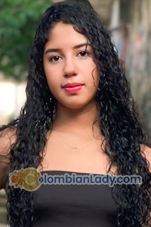 225603 - Luz Angy Age: 21 - Colombia