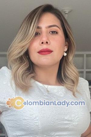 225852 - Dina Age: 33 - Colombia