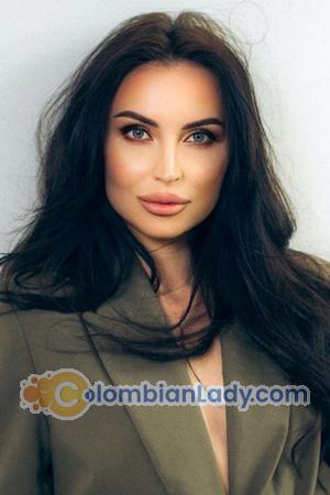 226470 - Yevheniia Age: 30 - Ukraine