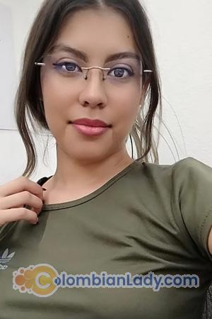 226512 - Samantha Age: 22 - Mexico