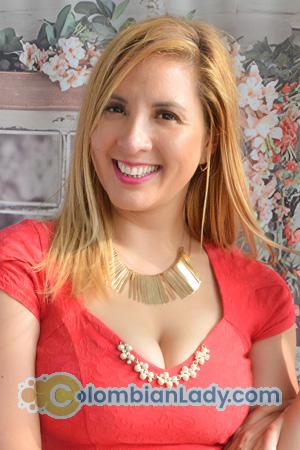 226550 - Andrea Age: 36 - Peru