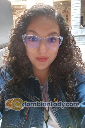 227003 - Monserrat Ixchel Age: 31 - Mexico