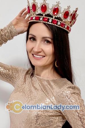 227103 - Viktoria Age: 37 - Ukraine