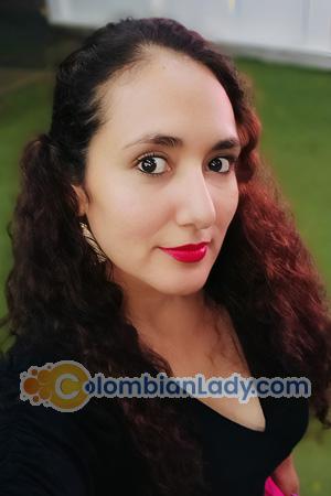 227199 - Grace Age: 34 - Peru