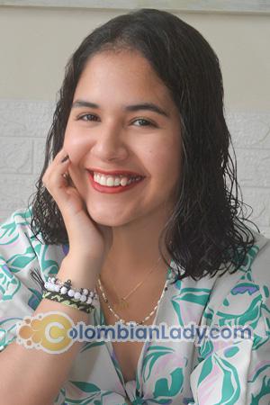227604 - Josselyn Age: 25 - Peru