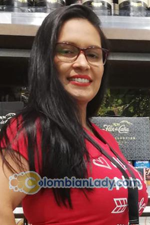 227710 - Ana Maritza Age: 39 - Costa Rica