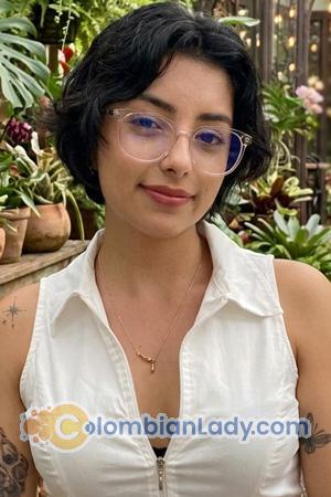 228214 - Valeria Age: 24 - Colombia