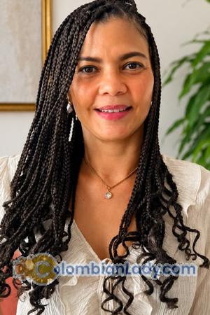 228305 - Luz Age: 48 - Colombia