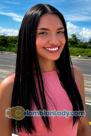 228456 - Valetina Age: 23 - Colombia