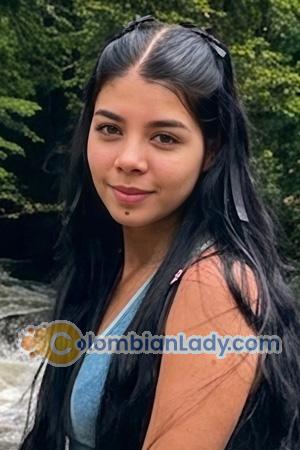 228483 - Valentina Age: 27 - Colombia