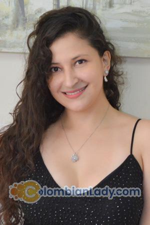228799 - Julisa Age: 32 - Peru