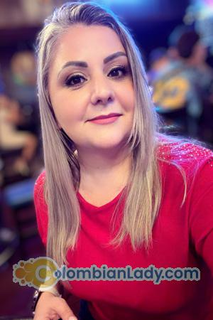 229088 - Ligia Age: 44 - Costa Rica