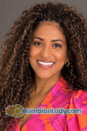 229255 - Maryorie Age: 44 - Colombia